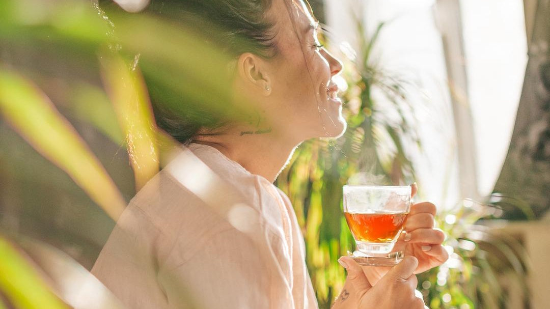 PCOS and Hormone Balance: How Nutrition and Herbal Wellness Fit Into Women’s Routines